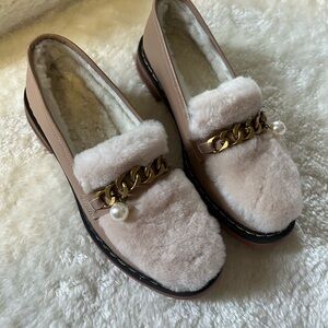 Women's Beige Loafers with White Fur Trim